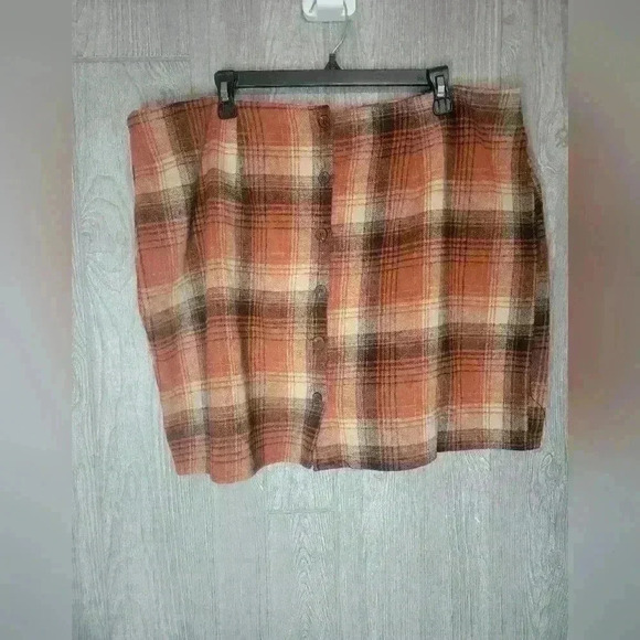 2 piece Orange and black flannel skirt and cropped top jacket. No tags size 16W - Picture 1 of 6
